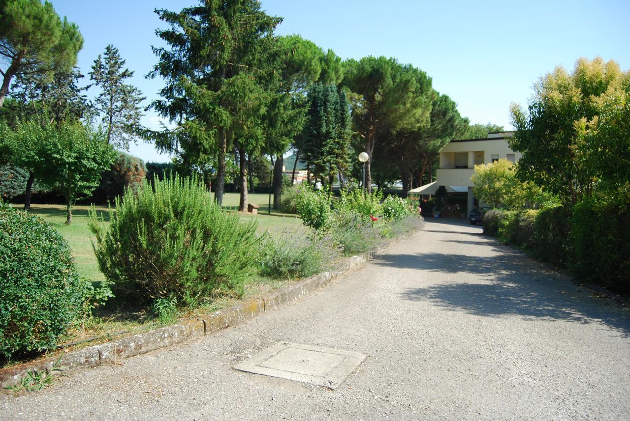 Hotel Cantalodole Magione Exterior photo